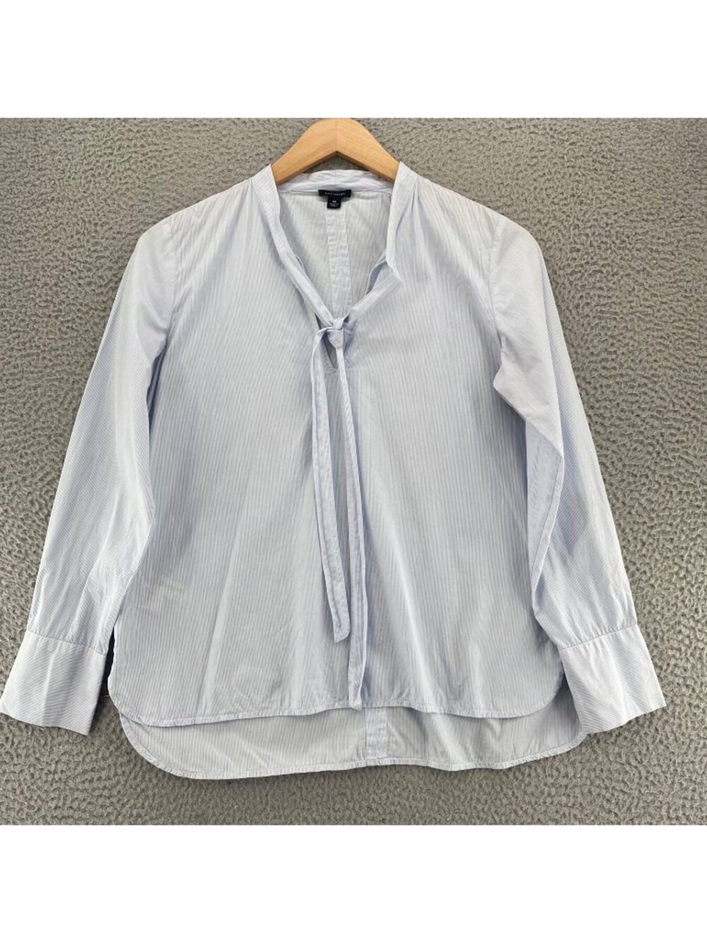 Ann Taylor Top Womens Medium Blue Cotton Pinstripe Tie Front V Neck Long Sleeve